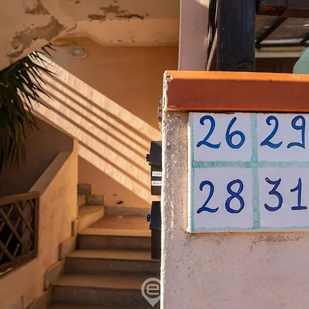 Relaxing Sunlit Getaway Apartmán Villasimius