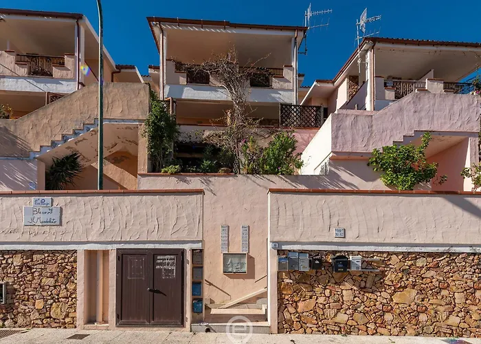 Relaxing Sunlit Getaway Villasimius