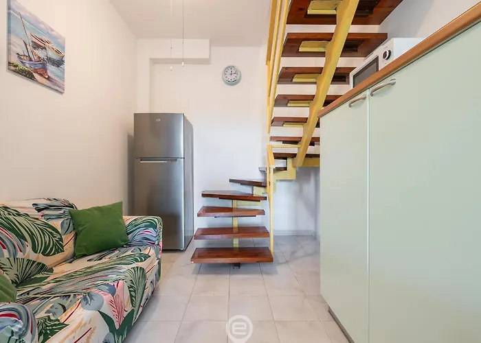 Relaxing Sunlit Getaway Apartmán