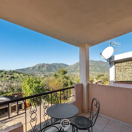 Relaxing Sunlit Getaway דירה