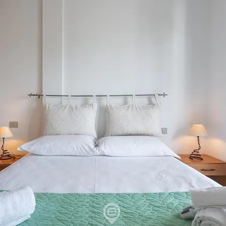 Relaxing Sunlit Getaway * Вилласимиус